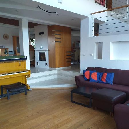 Villa Kysucka เซเนซ ภายนอก รูปภาพ